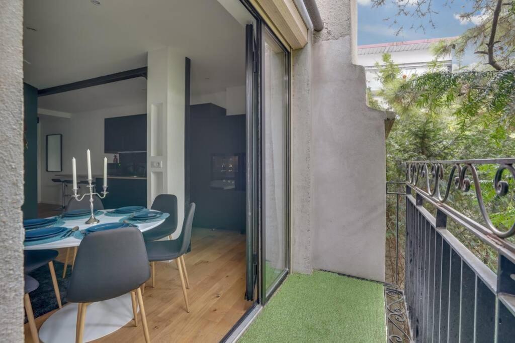 Suite Luxury Republique Париж Экстерьер фото
