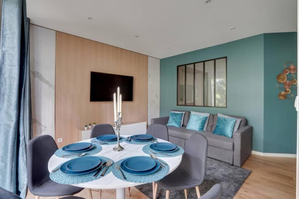 Suite Luxury Republique Париж Экстерьер фото