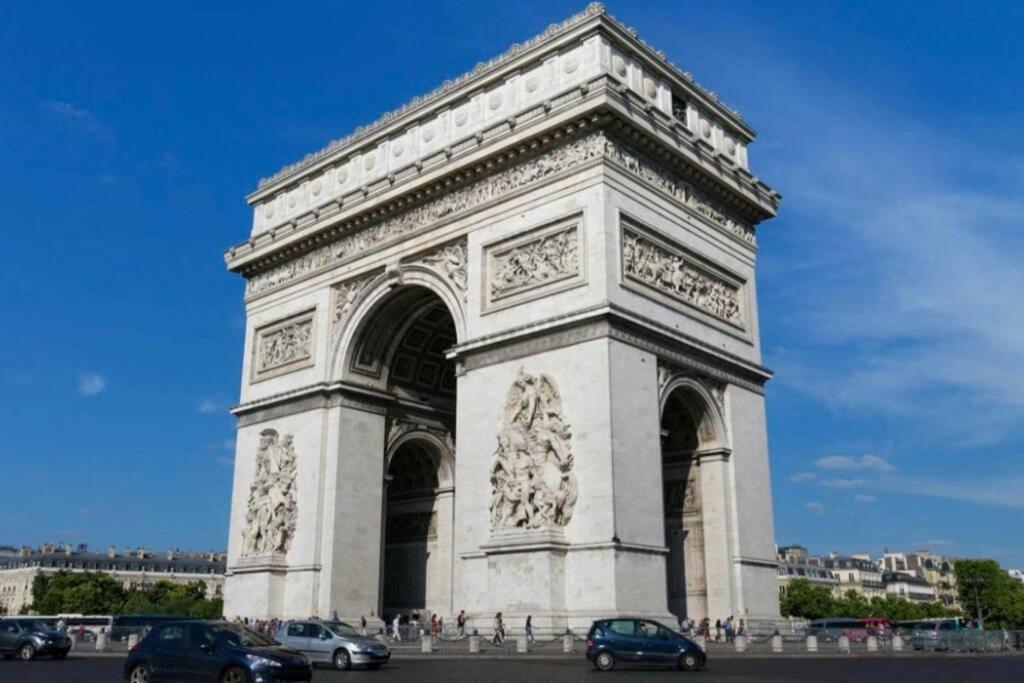 Suite Luxury Republique Париж Экстерьер фото